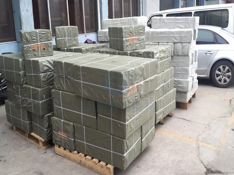 靖江固安發(fā)貨篇—發(fā)往廣州的1000張防暴盾牌順利發(fā)貨！