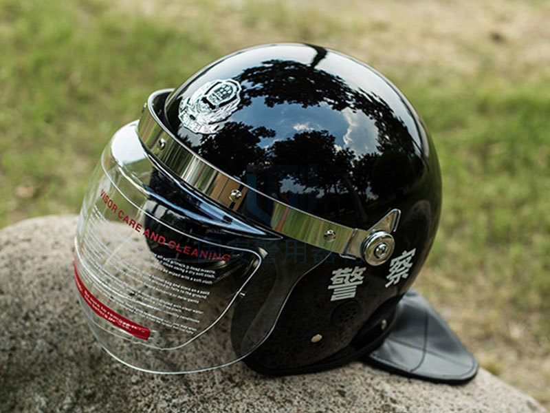 我們該如何選購警用防暴頭盔？